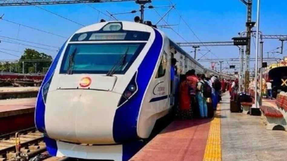 Rail Vikas Nigam shares are trading lower than the 5 day, 10 day, 20 day, 30 day, 50 day and 100 day but higher than the 150 day and 200 day moving averages Rail Vikas Nigam shares are trading lower than the 5 day, 10 day, 20 day, 30 day, 50 day and 100 day but higher than the 150 day and 200 day moving averages