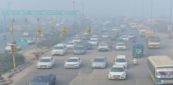 As of 4 pm on October 21, the national capital's AQI stood at 310, which comes under the 'very poor' category according to the Central Pollution Control Board (CPCB). As of 4 pm on October 21, the national capital's AQI stood at 310, which comes under the 'very poor' category according to the Central Pollution Control Board (CPCB).