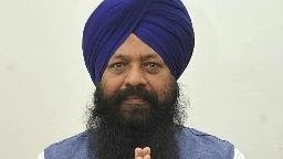 BIG blow to Shiromani Akali Dal: Former minister Sohan Singh Thandal joins BJP