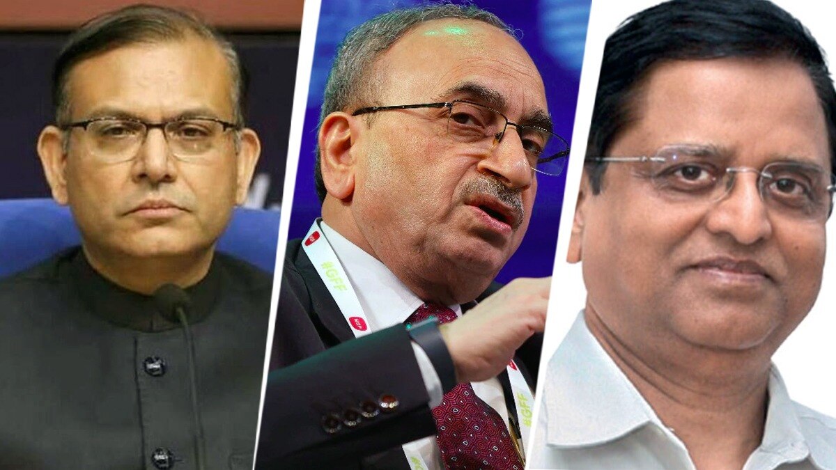 (L-R) Jayant Sinha, Dinesh Kumar Khara, Subhash Chandra Garg part of the distinguished jury for BT Best Banks Awards 2023-24 (L-R) Jayant Sinha, Dinesh Kumar Khara, Subhash Chandra Garg part of the distinguished jury for BT Best Banks Awards 2023-24