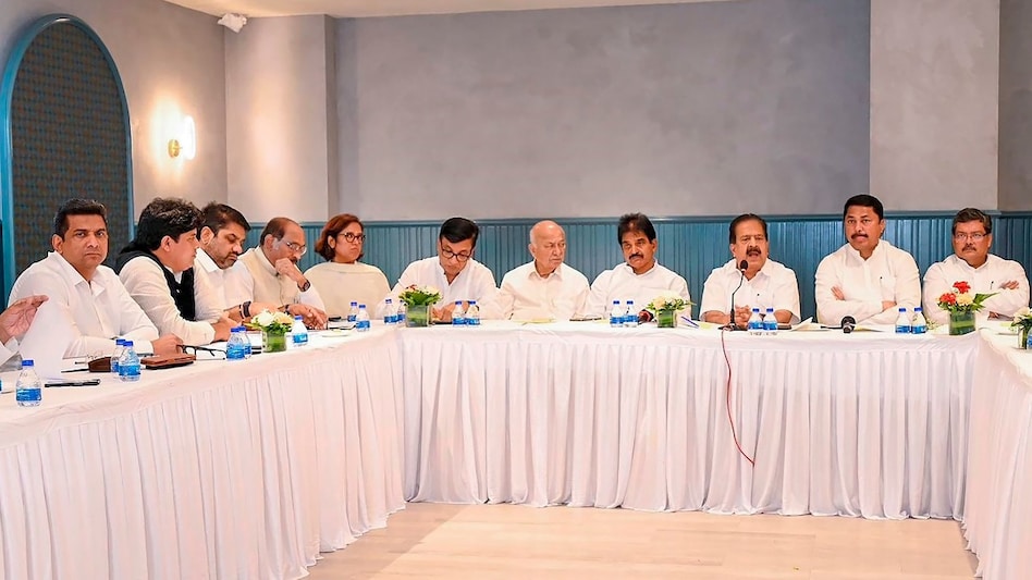 Congress appears set to receive only 10 seats in Mumbai Congress appears set to receive only 10 seats in Mumbai