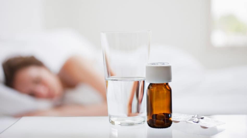 Sleep apnea linked to higher dementia risk in older adults, especially women: Study Sleep apnea linked to higher dementia risk in older adults, especially women: Study