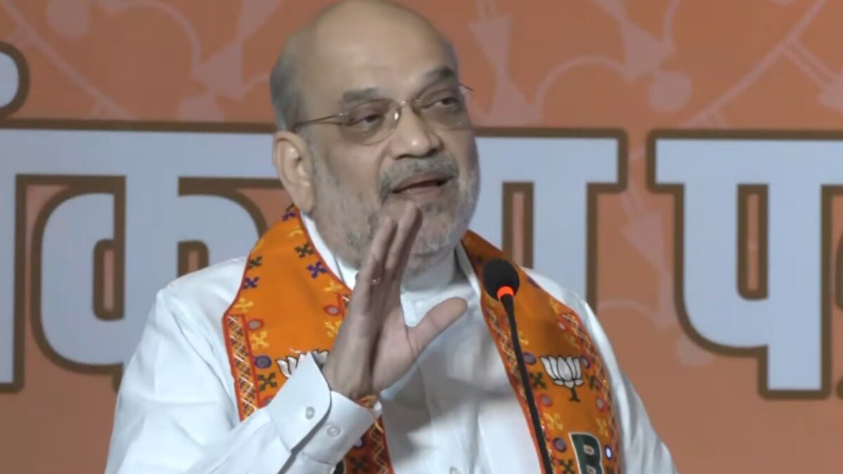 Amit Shah's recent Jharkhand speech shows BJP's need to balance reform with tradition when it comes to implementing UCC, especially when it comes to tribal identity. Amit Shah's recent Jharkhand speech shows BJP's need to balance reform with tradition when it comes to implementing UCC, especially when it comes to tribal identity.