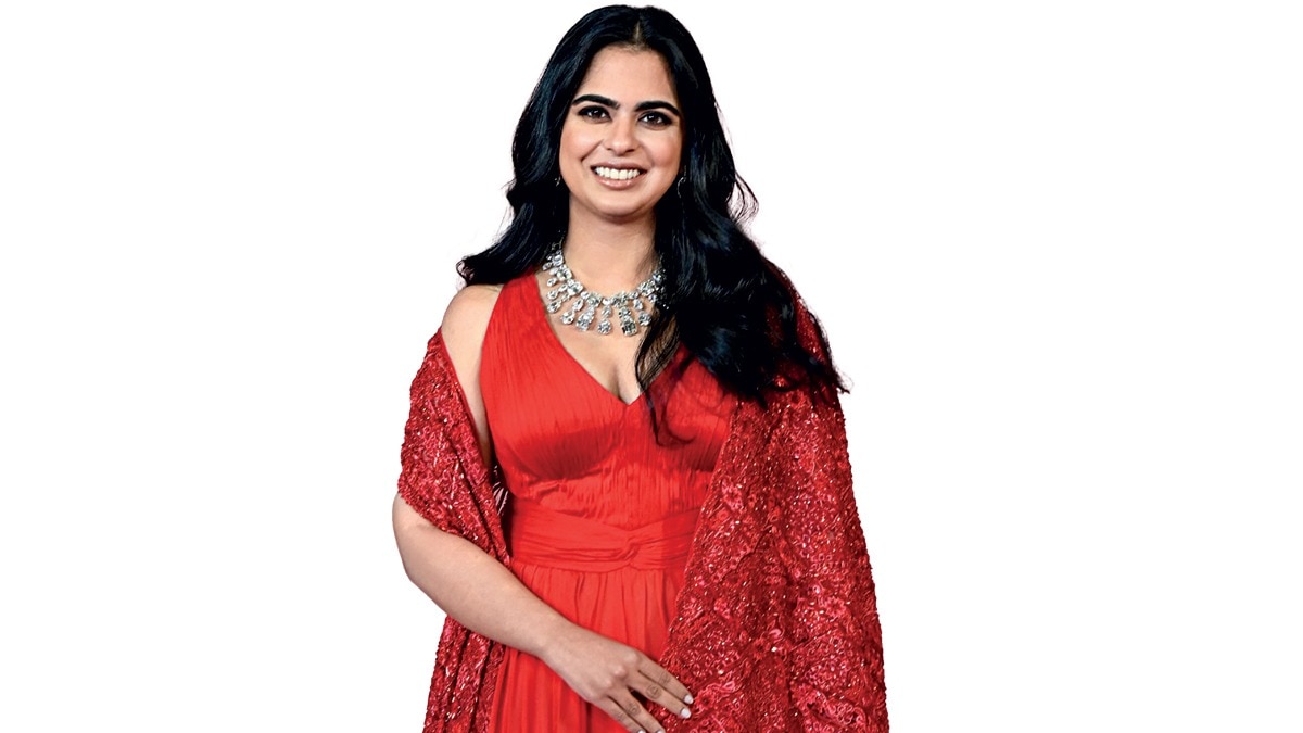 Isha Ambani 32, Director, Ril, Reliance Retail & Reliance Jio Infocomm Isha Ambani 32, Director, Ril, Reliance Retail & Reliance Jio Infocomm