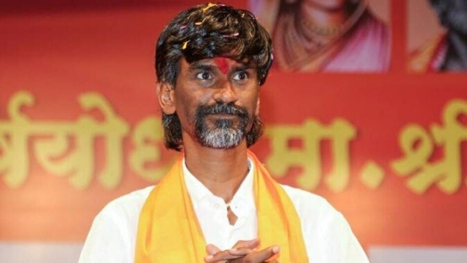 Manoj Jarange Patil has been leading protests demanding OBC certificates for recognizing all Kunbis (agriculturists) and their 'sage soyre' (blood relatives) as Marathas. Manoj Jarange Patil has been leading protests demanding OBC certificates for recognizing all Kunbis (agriculturists) and their 'sage soyre' (blood relatives) as Marathas.