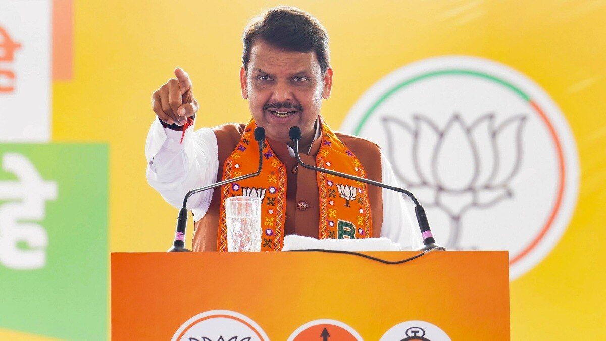 Maharashtra elections 2024: Devendra Fadnavis allays fears over 'Batenge toh Katenge' Maharashtra elections 2024: Devendra Fadnavis allays fears over 'Batenge toh Katenge'