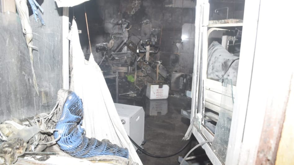District Magistrate (DM) Avinash Kumar said the fire broke out around 10.45 pm on November 15 in the Neonatal Intensive Care Unit (NICU) of the Maharani Laxmi Bai Medical College, possibly from an electrical short circuit. District Magistrate (DM) Avinash Kumar said the fire broke out around 10.45 pm on November 15 in the Neonatal Intensive Care Unit (NICU) of the Maharani Laxmi Bai Medical College, possibly from an electrical short circuit.