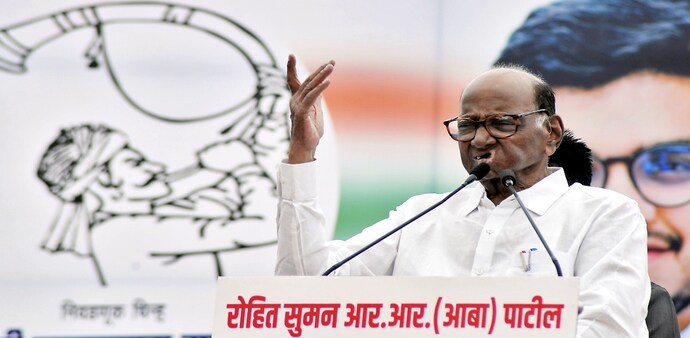 After his stern message against detractors, the crowd erupted in uproarious applause. After his stern message against detractors, the crowd erupted in uproarious applause.