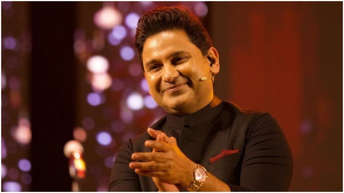 Maharashtra elections 2024: The scriptwriter also had a few cents on what should the elected government's approach be towards people. Maharashtra elections 2024: The scriptwriter also had a few cents on what should the elected government's approach be towards people.