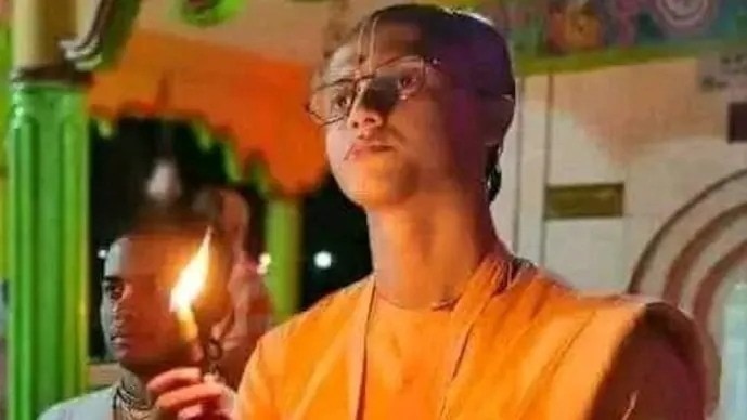 Shyam Das Prabhu was arrested without an official warrant. Shyam Das Prabhu was arrested without an official warrant.