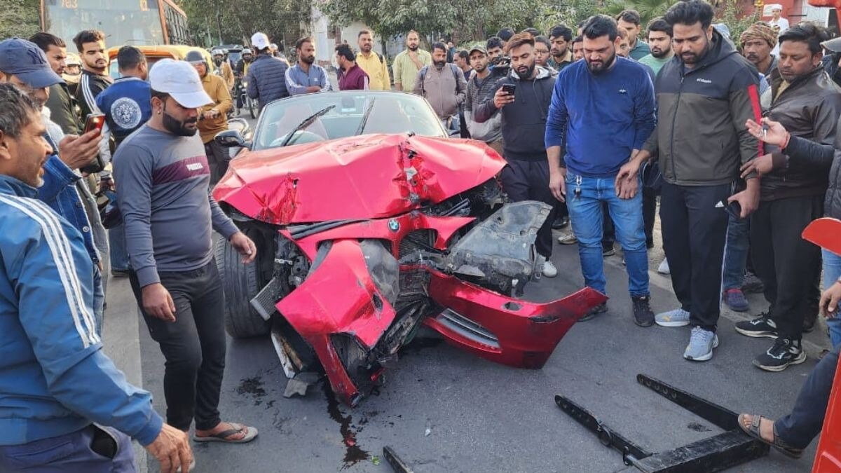 Police are investigating the cause of the accident, which may have involved speeding or reckless driving. Police are investigating the cause of the accident, which may have involved speeding or reckless driving.