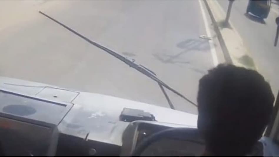 Heroic Bihar driver shields 15 passengers after being shot in stomach Heroic Bihar driver shields 15 passengers after being shot in stomach