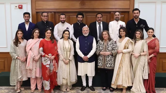 In pictures! Kapoor family- Kareena, Ranbir, Neetu, Alia and others meet PM Modi in Delhi