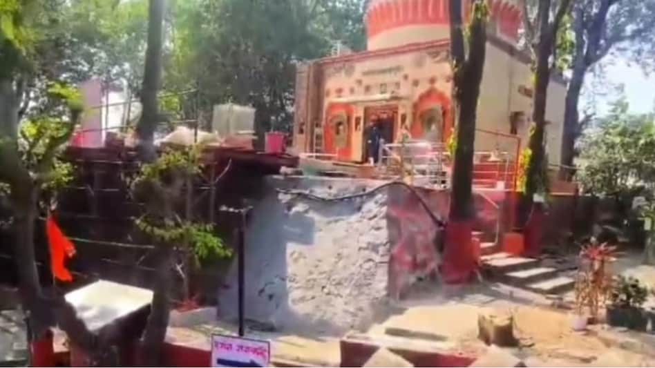 The dispute dates back to a 1966 report by the Thane district collector, who identified the presence of a Hindu temple at Durgadi Fort. The dispute dates back to a 1966 report by the Thane district collector, who identified the presence of a Hindu temple at Durgadi Fort.