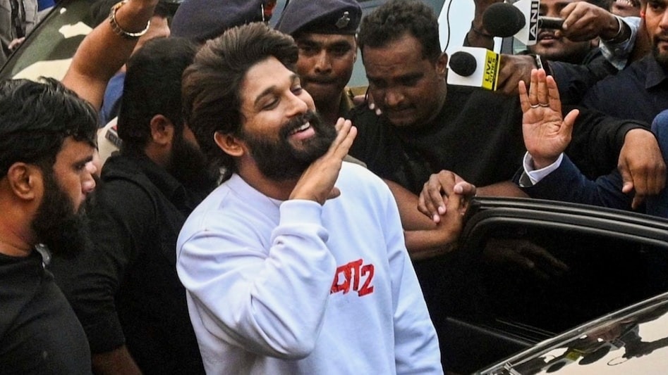 Allu Arjun is now set to jail for 14 days Allu Arjun is now set to jail for 14 days