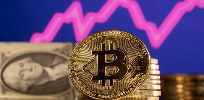 nvestors should be aware that profits from selling cryptocurrencies are liable for capital gains tax instead of higher income tax rates. nvestors should be aware that profits from selling cryptocurrencies are liable for capital gains tax instead of higher income tax rates.