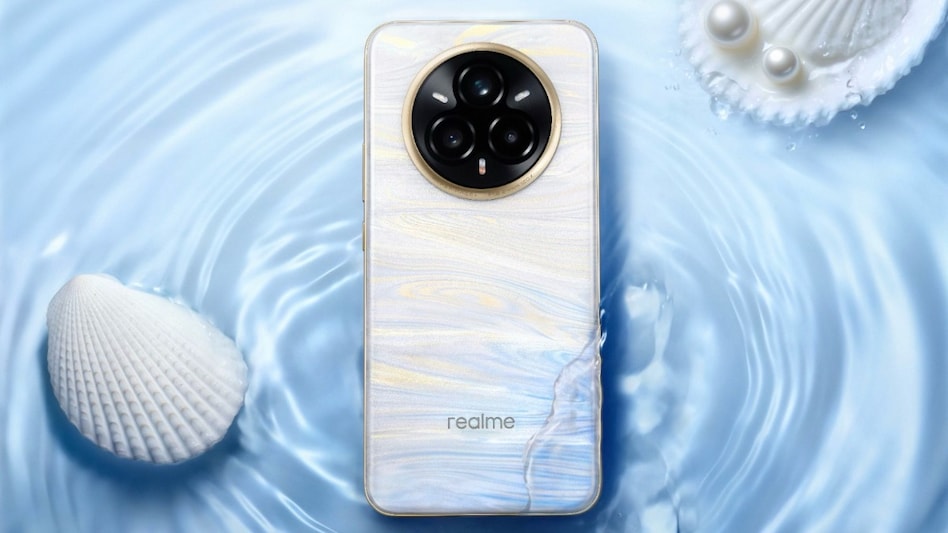 Realme 14 Pro series announced with world’s first cold-sensitive color-changing back Realme 14 Pro series announced with world’s first cold-sensitive color-changing back