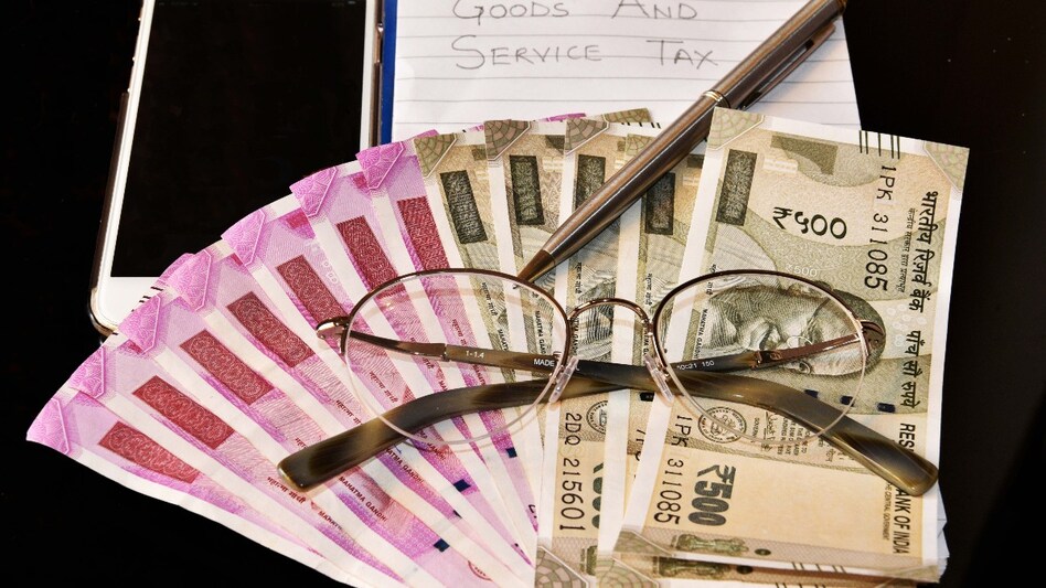 Currently, health insurance, term life insurance, and unit-linked insurance plans are subject to an 18 per cent GST rate. Currently, health insurance, term life insurance, and unit-linked insurance plans are subject to an 18 per cent GST rate.