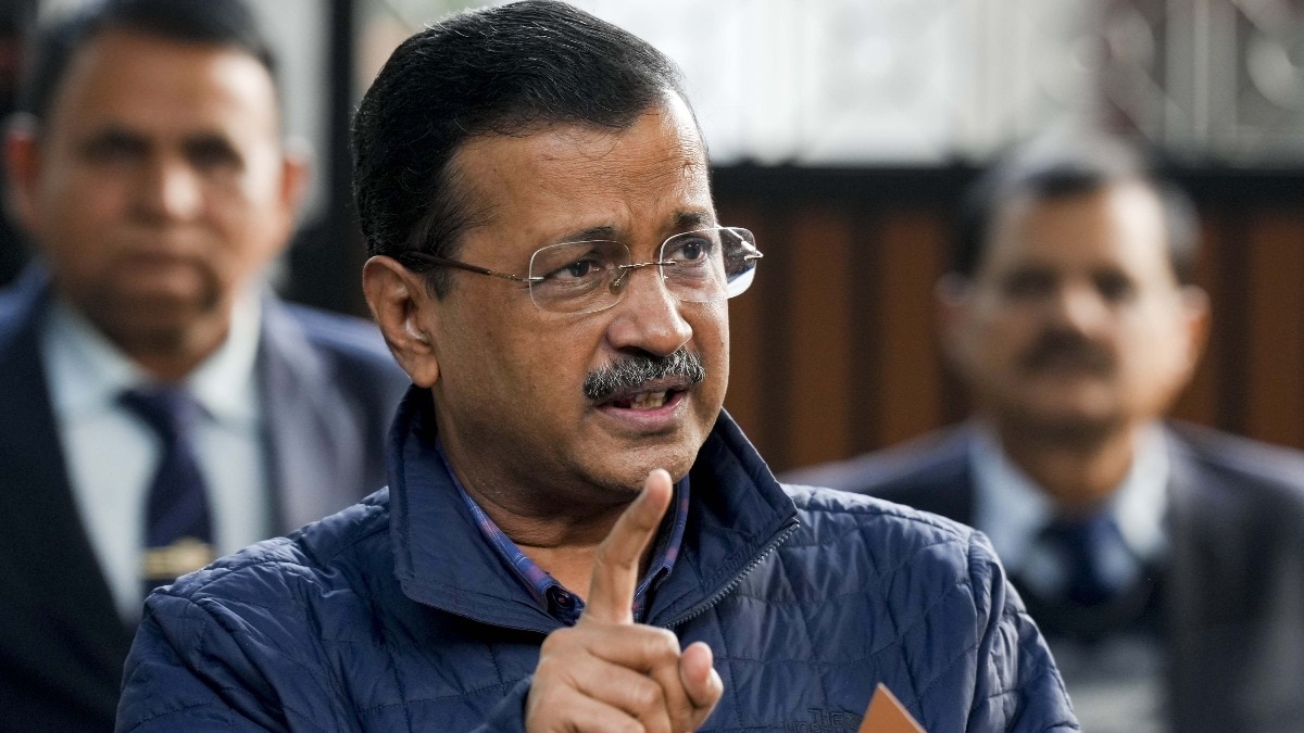 On December 20, the Delhi High Court granted the ED additional time to respond to a petition filed by Kejriwal and former Delhi Deputy CM Manish Sisodia. On December 20, the Delhi High Court granted the ED additional time to respond to a petition filed by Kejriwal and former Delhi Deputy CM Manish Sisodia.