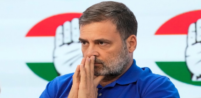 Speaking at a press conference, Gandhi launched a sharp attack on Maharashtra Chief Minister Devendra Fadnavis and the Rashtriya Swayamsevak Sangh (RSS) Speaking at a press conference, Gandhi launched a sharp attack on Maharashtra Chief Minister Devendra Fadnavis and the Rashtriya Swayamsevak Sangh (RSS)