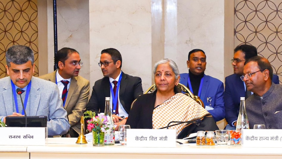 The GST Council has affirmed that GST will not be levied on penal charges imposed by banks and NBFCs for loan defaults. The GST Council has affirmed that GST will not be levied on penal charges imposed by banks and NBFCs for loan defaults.