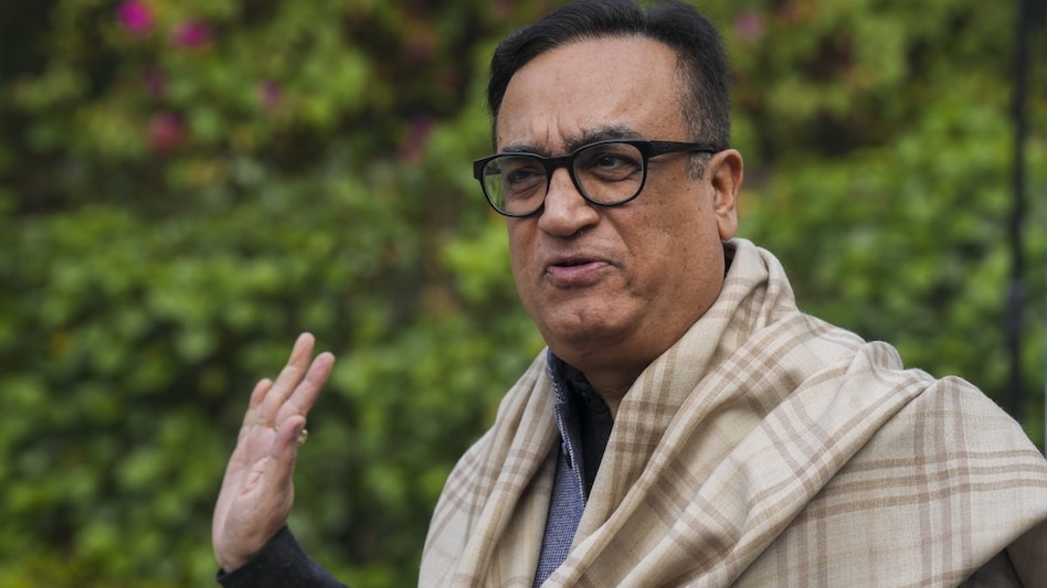 The veteran Congress leader further said had the grand old party not helped Kejriwal in forming the government in 2013, Delhi residents might not have faced the challenges they faced. The veteran Congress leader further said had the grand old party not helped Kejriwal in forming the government in 2013, Delhi residents might not have faced the challenges they faced.