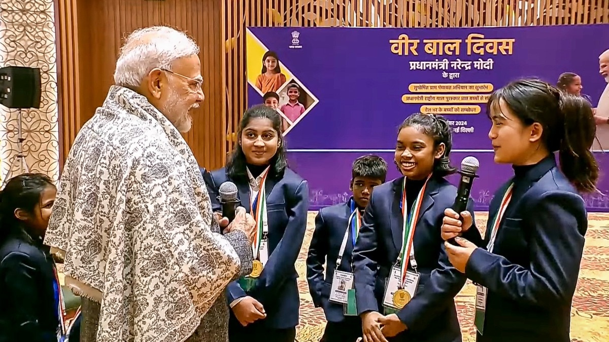 The Prime Minister also interacted with the winners of the Pradhan Mantri Rashtriya Bal Puraskar. The Prime Minister also interacted with the winners of the Pradhan Mantri Rashtriya Bal Puraskar.