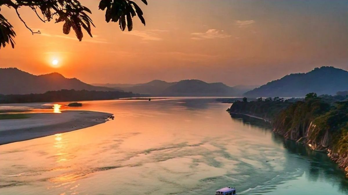 India has expressed concerns that the dam could give China control over the river’s flow and allow it to release large amounts of water in times of conflict. India has expressed concerns that the dam could give China control over the river’s flow and allow it to release large amounts of water in times of conflict.
