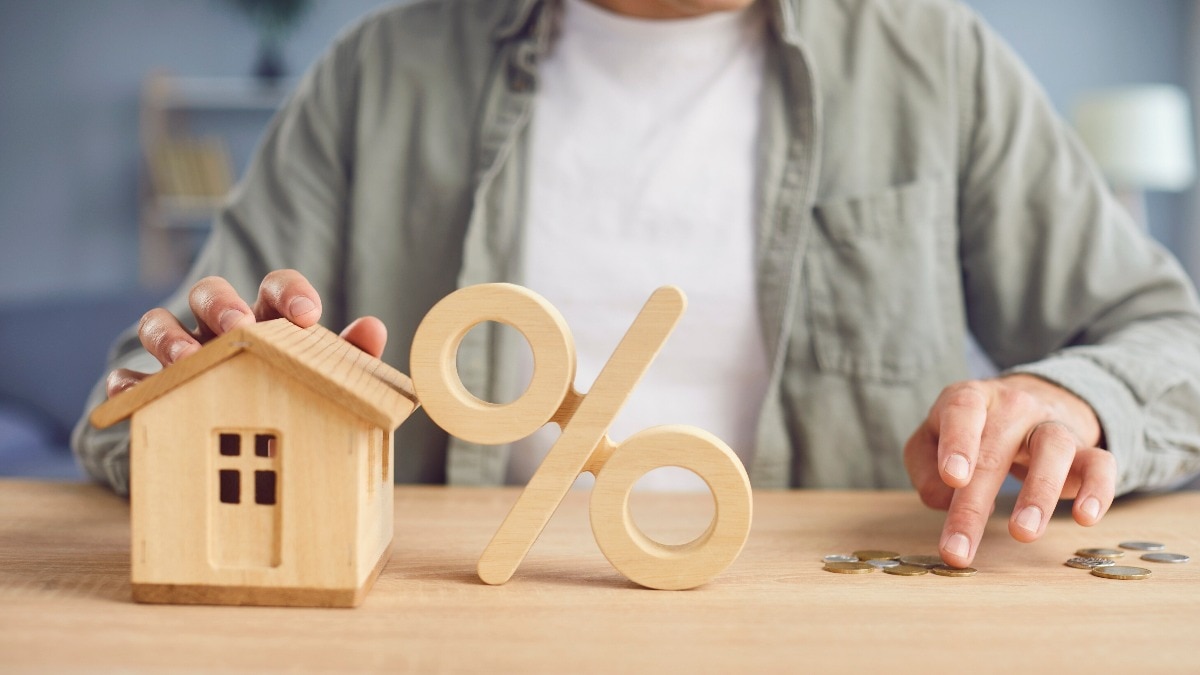 The ongoing expansion of metro lines and road networks has played a crucial role in Noida Expressway. The ongoing expansion of metro lines and road networks has played a crucial role in Noida Expressway.