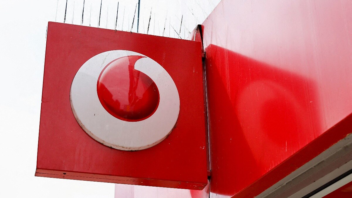 As per the latest shareholding pattern, Vodafone Group holds a 22.56 percent stake in VIL, while the Aditya Birla Group holds 14.76 percent As per the latest shareholding pattern, Vodafone Group holds a 22.56 percent stake in VIL, while the Aditya Birla Group holds 14.76 percent