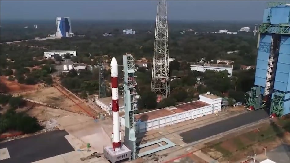 The launch, originally scheduled for 9:58 pm on December 30, will now occur at 10:00 pm. The launch, originally scheduled for 9:58 pm on December 30, will now occur at 10:00 pm.