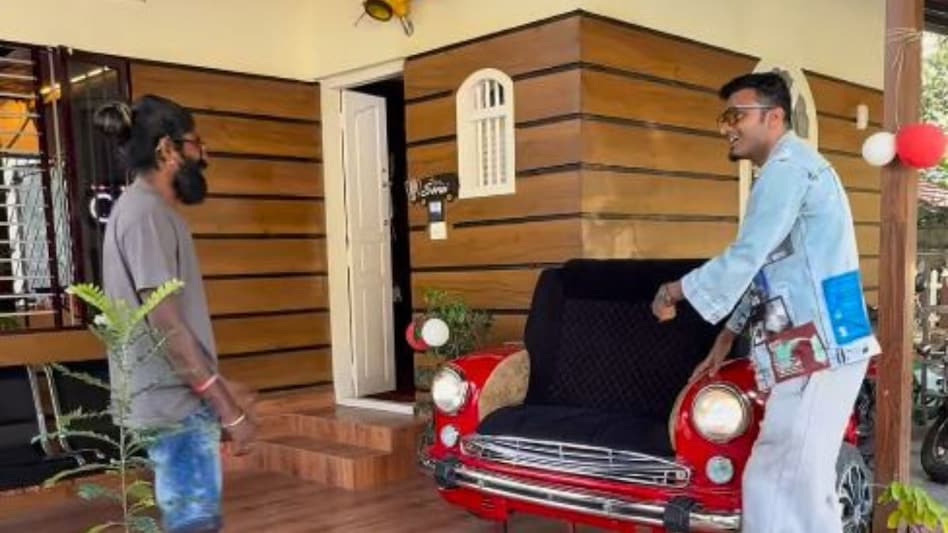 Kerala’s motorbike-lover designs his dream home using spare parts and bike components; Here's how it looks in viral video Kerala’s motorbike-lover designs his dream home using spare parts and bike components; Here's how it looks in viral video