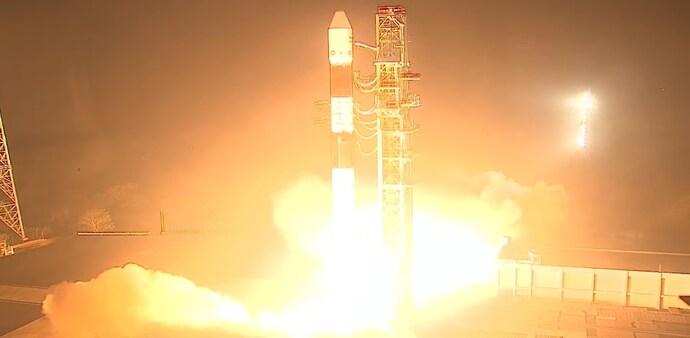 The SpaDeX mission involves two satellites, SDX01 (the Chaser) and SDX02 (the Target), designed to dock in low Earth orbit. The SpaDeX mission involves two satellites, SDX01 (the Chaser) and SDX02 (the Target), designed to dock in low Earth orbit.