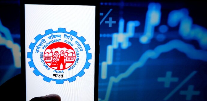 Labour Minister Mansukh Mandaviya announced that EPFO will issue ATM cards to its members following the launch of EPFO 3.0. Labour Minister Mansukh Mandaviya announced that EPFO will issue ATM cards to its members following the launch of EPFO 3.0.