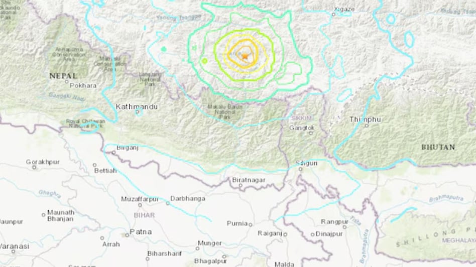 Multiple earthquakes strike China and Tibet, killing 36 Multiple earthquakes strike China and Tibet, killing 36