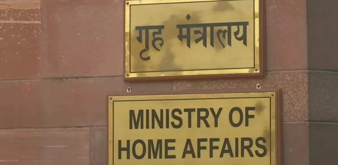 CAs are required to include the auditor's name, email address, registration number, and denote any infractions of the FCRA, 2010 or related regulations when issuing an audit certificate for NGOs. CAs are required to include the auditor's name, email address, registration number, and denote any infractions of the FCRA, 2010 or related regulations when issuing an audit certificate for NGOs.