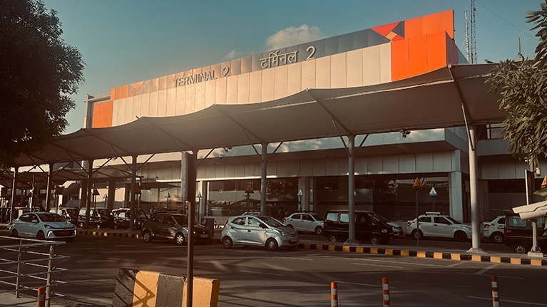 Delhi Airport T2 (newdelhiairport.in) Delhi Airport T2 (newdelhiairport.in)
