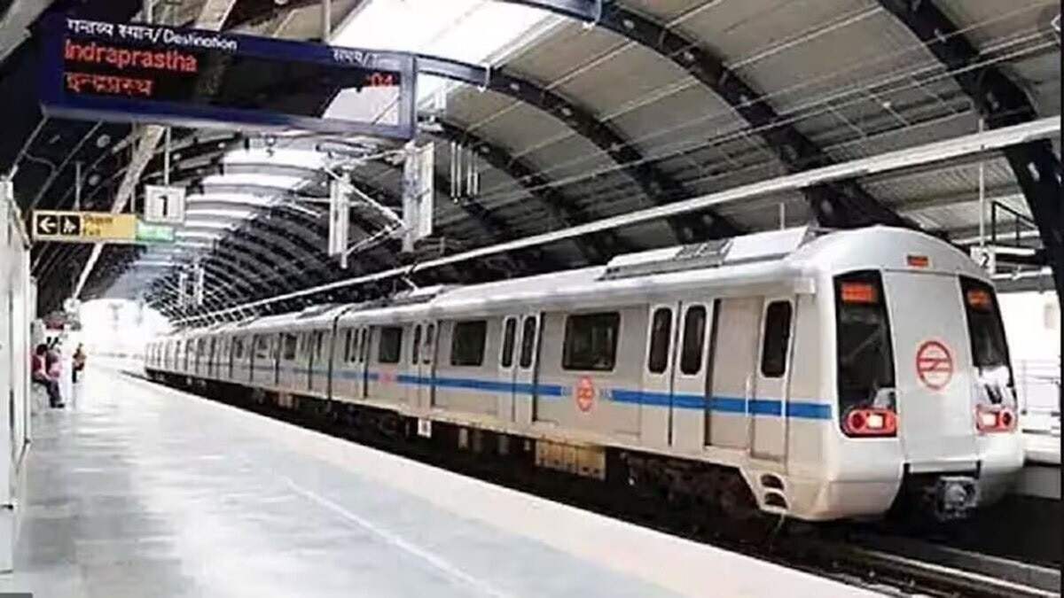 'I was in women's coach and...': Redditor on disturbing 'Racist' incident in Delhi Metro with no support from co-passengers 'I was in women's coach and...': Redditor on disturbing 'Racist' incident in Delhi Metro with no support from co-passengers