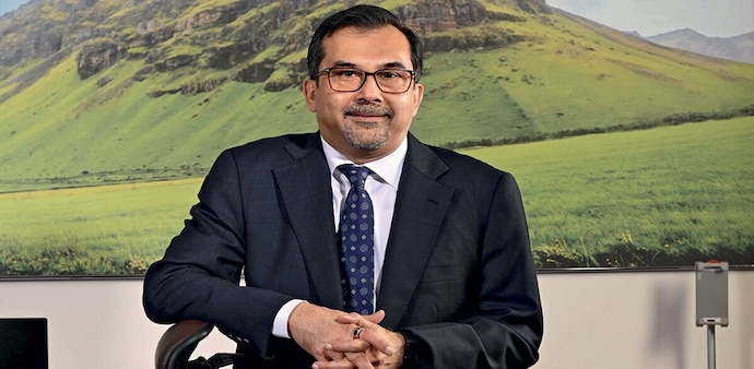 Puri explained that empowering employees with the company's vision and goal is important. Puri explained that empowering employees with the company's vision and goal is important.