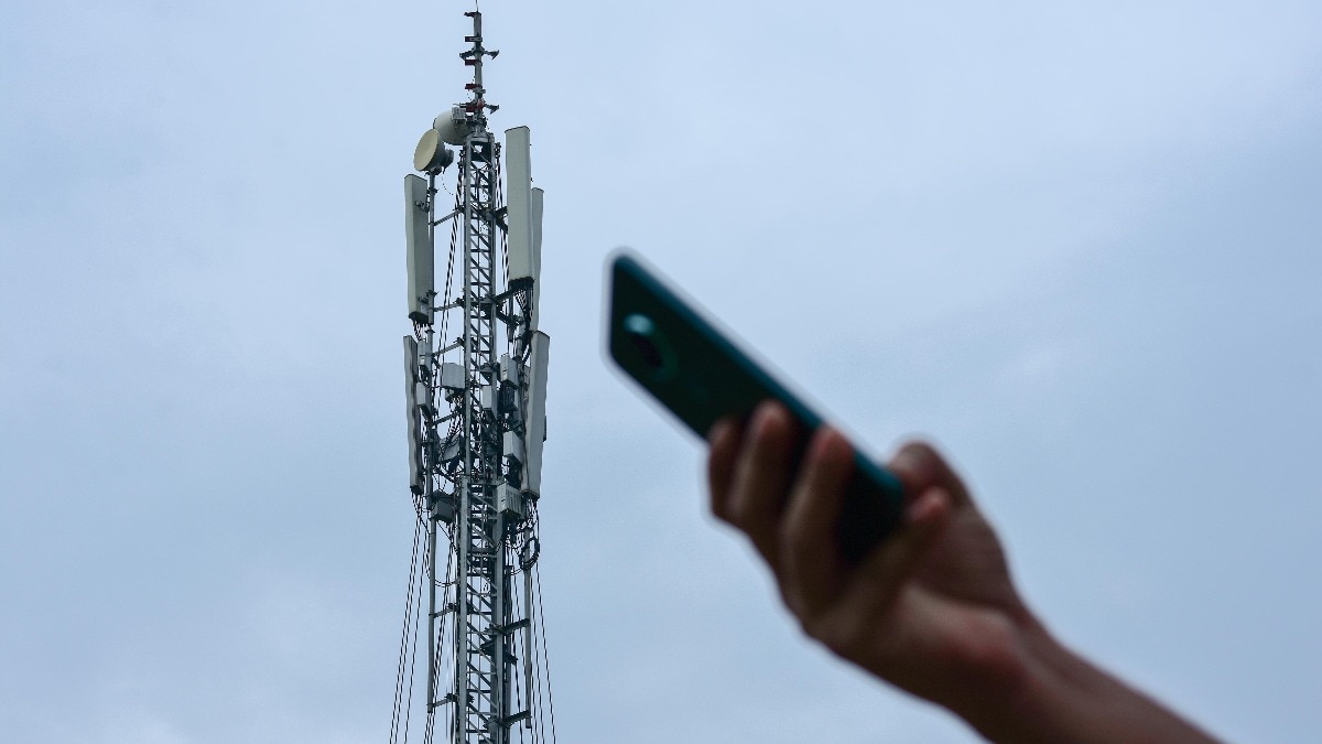 DoT launches new facility to allow subscribers to use single cellular tower for multiple operators DoT launches new facility to allow subscribers to use single cellular tower for multiple operators