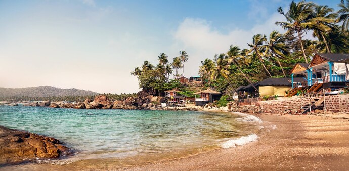 Goa’s tourism woes exploded on social media after viral posts criticized its infrastructure. Goa’s tourism woes exploded on social media after viral posts criticized its infrastructure.