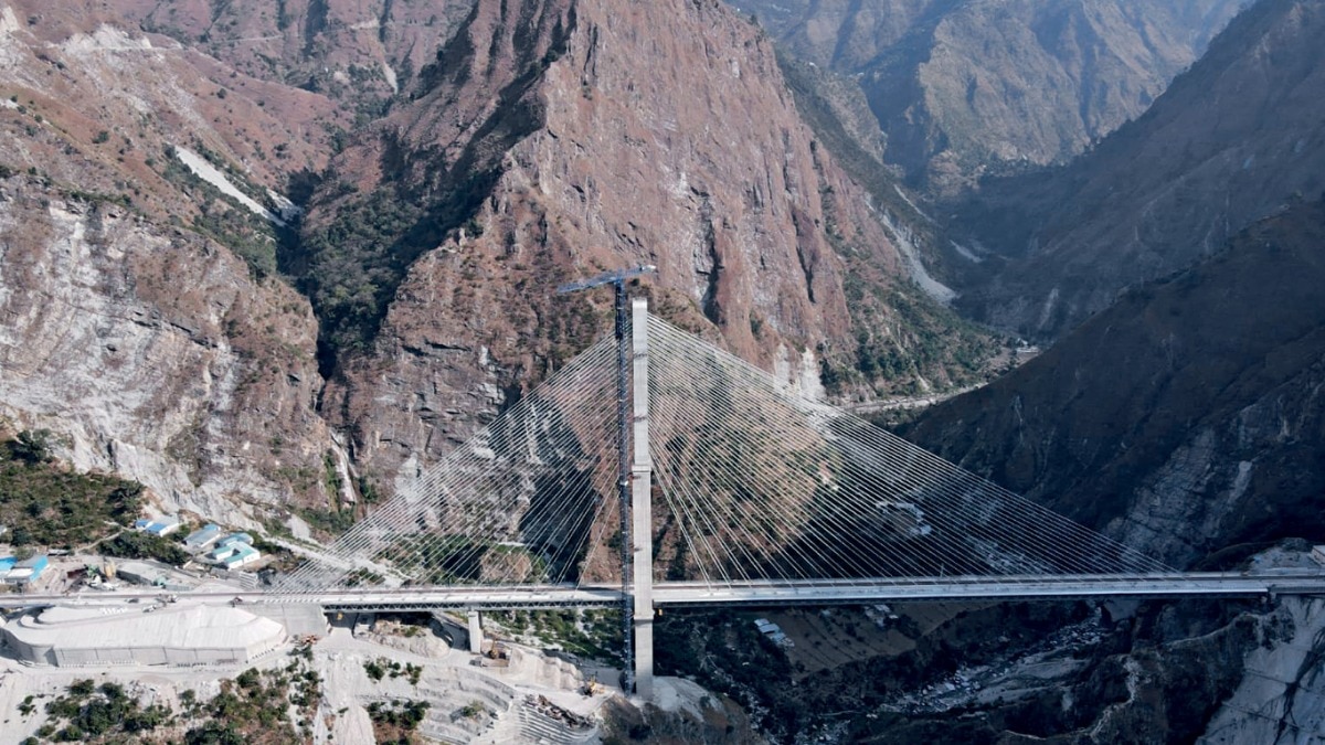 LAST-MILE CONNECTIVITY LAST-MILE CONNECTIVITY