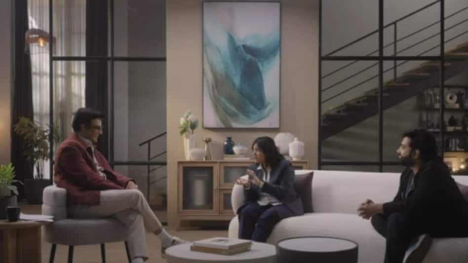 Actor R. Madhavan with CA Rachana Ranade and music producer Yashraj Mukhate Actor R. Madhavan with CA Rachana Ranade and music producer Yashraj Mukhate