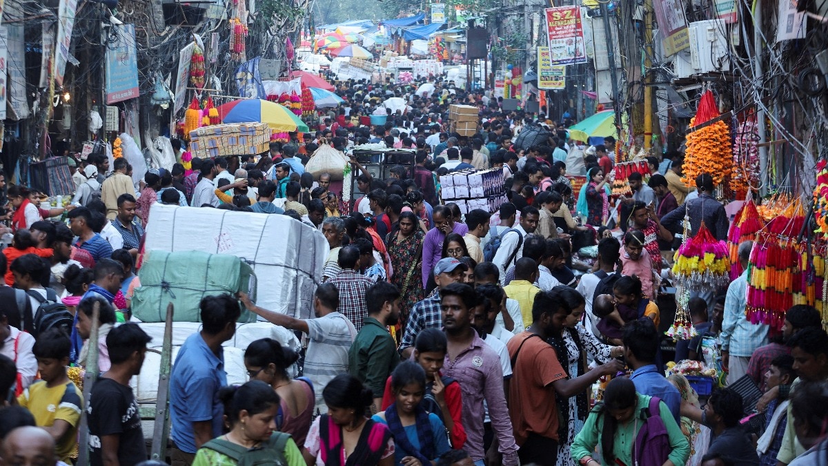 Indian economy likely to slow in 2025, says Moody's Indian economy likely to slow in 2025, says Moody's