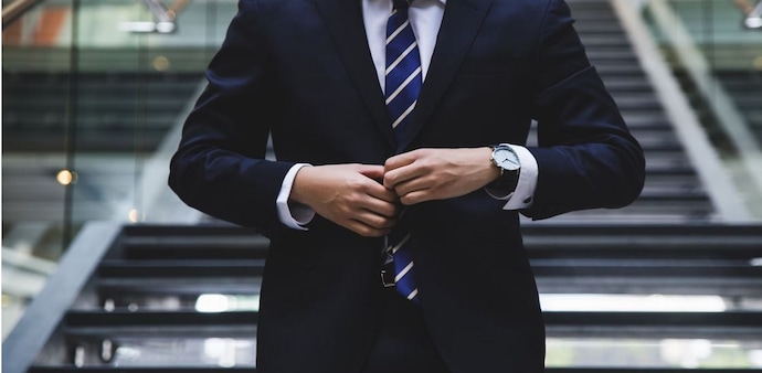 Simply put, corporations can’t grow indefinitely if the workforce doesn’t have enough purchasing power. Simply put, corporations can’t grow indefinitely if the workforce doesn’t have enough purchasing power.