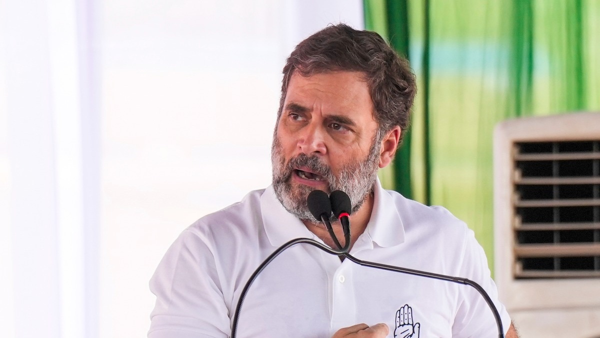 Rahul Gandhi says neither UPA nor NDA has given answers on unemployment Rahul Gandhi says neither UPA nor NDA has given answers on unemployment