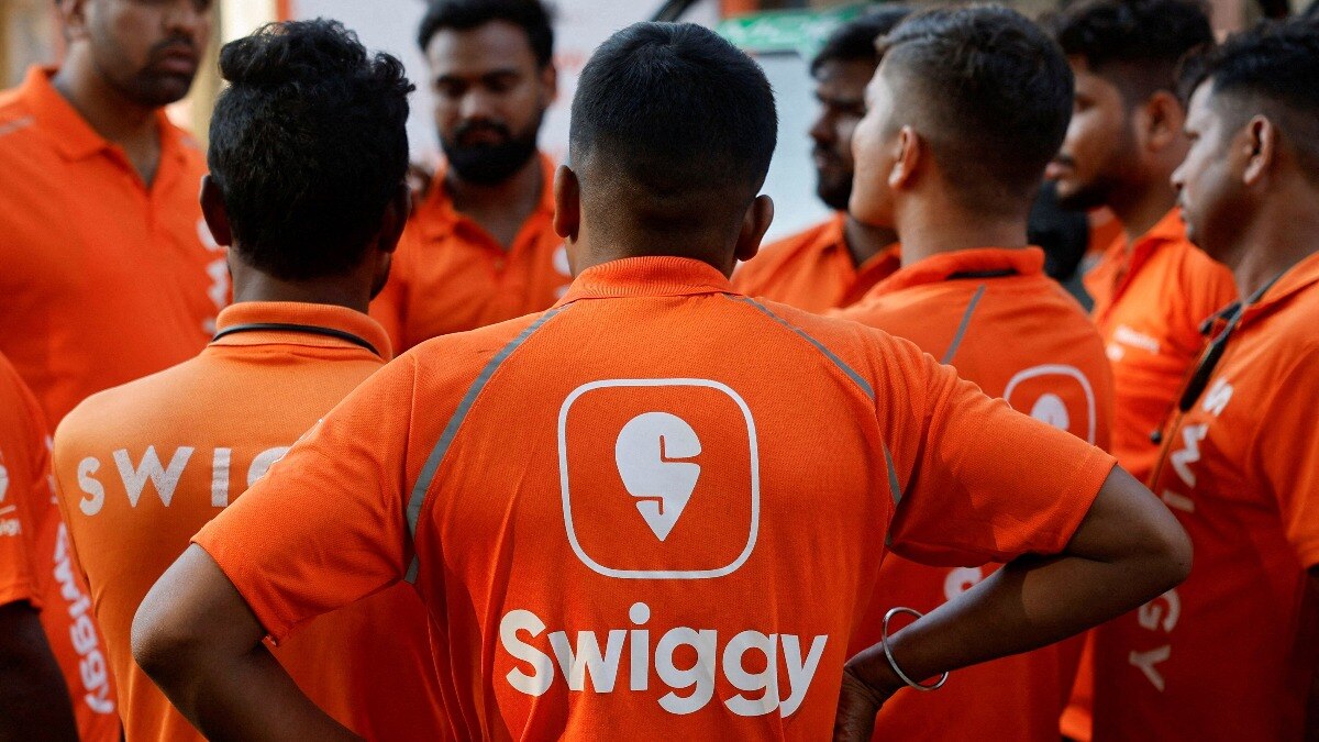 Swiggy Q3 results: JM Financial sees sales for Swiggy rising 12.4 per cent sequentially to Rs 4,049 crore. Swiggy is seen reporting a negative Ebitda of Rs 574.20 crore. Swiggy Q3 results: JM Financial sees sales for Swiggy rising 12.4 per cent sequentially to Rs 4,049 crore. Swiggy is seen reporting a negative Ebitda of Rs 574.20 crore.