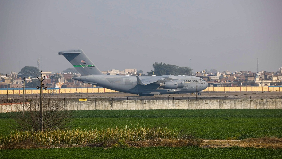 US military aircraft carrying illegal Indian immigrants lands at the Shri Guru Ramdas Ji International Airport US military aircraft carrying illegal Indian immigrants lands at the Shri Guru Ramdas Ji International Airport