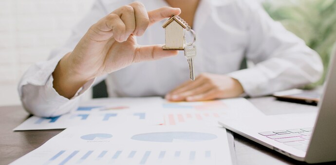 Stocks, according to Shrivastava, provide growth and liquidity, while real estate offers stability and cash flow. Stocks, according to Shrivastava, provide growth and liquidity, while real estate offers stability and cash flow.