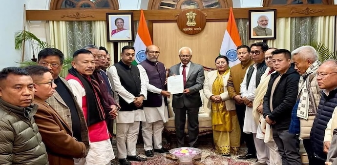 Biren Singh's resignation came soon after he met Union Home Minister Amit Shah in New Delhi and returned to Manipur. Biren Singh's resignation came soon after he met Union Home Minister Amit Shah in New Delhi and returned to Manipur.